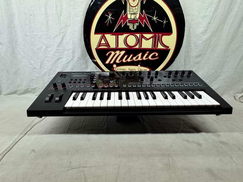 Roland JD-Xi Synthesizer Keyboard with Power Supply - Image 7