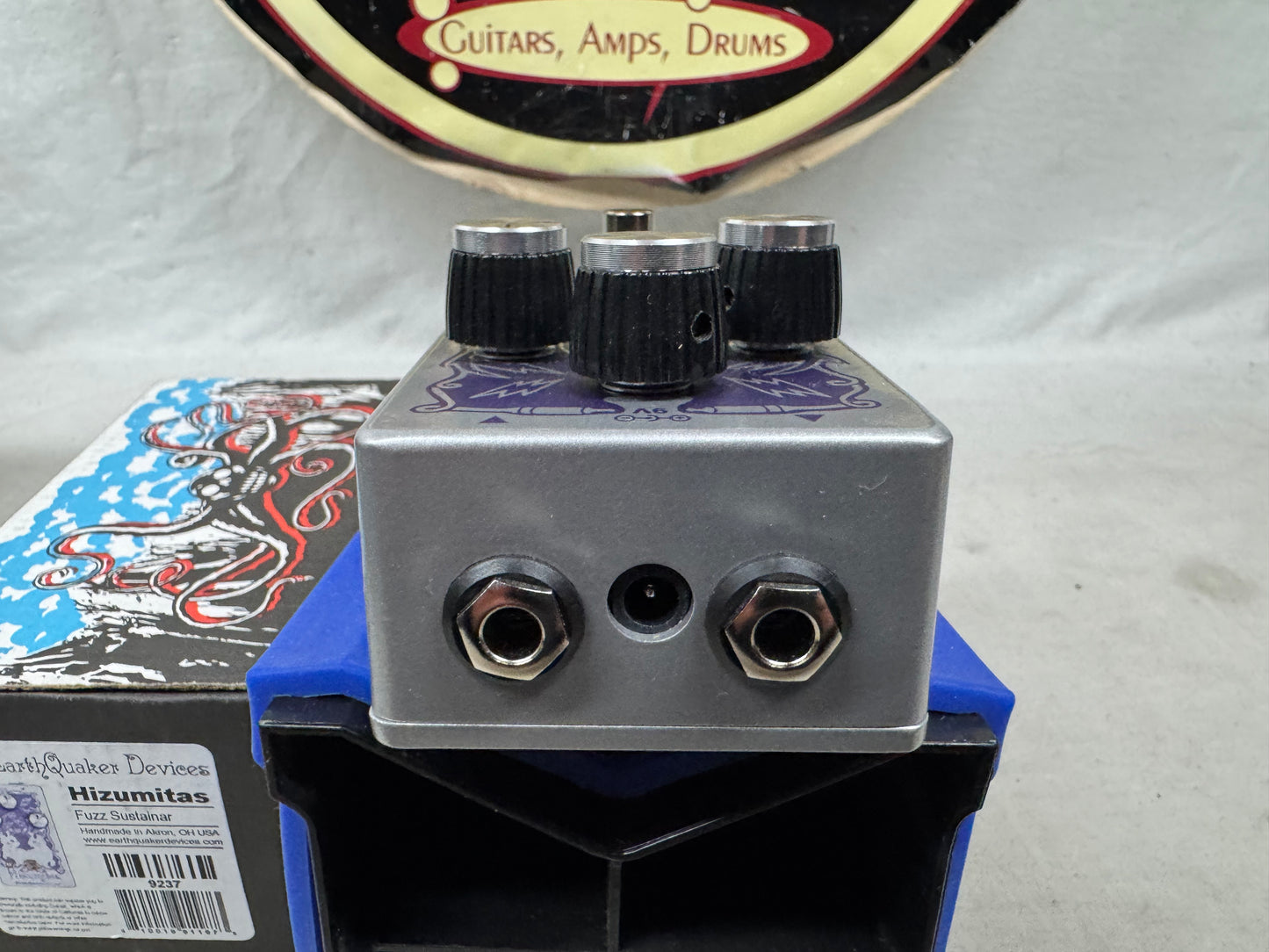 EarthQuaker Devices Hizumitas Fuzz Sustainor sustainar Pedal with Box
