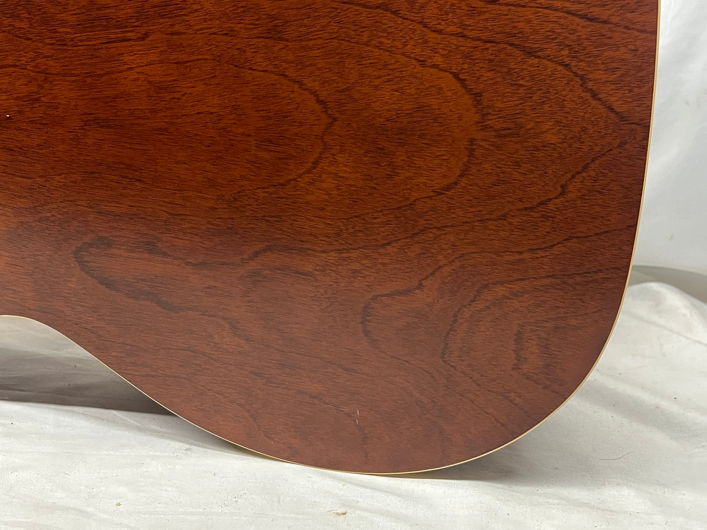 La Patrie (Godin) Motif Classical Acoustic Guitar
