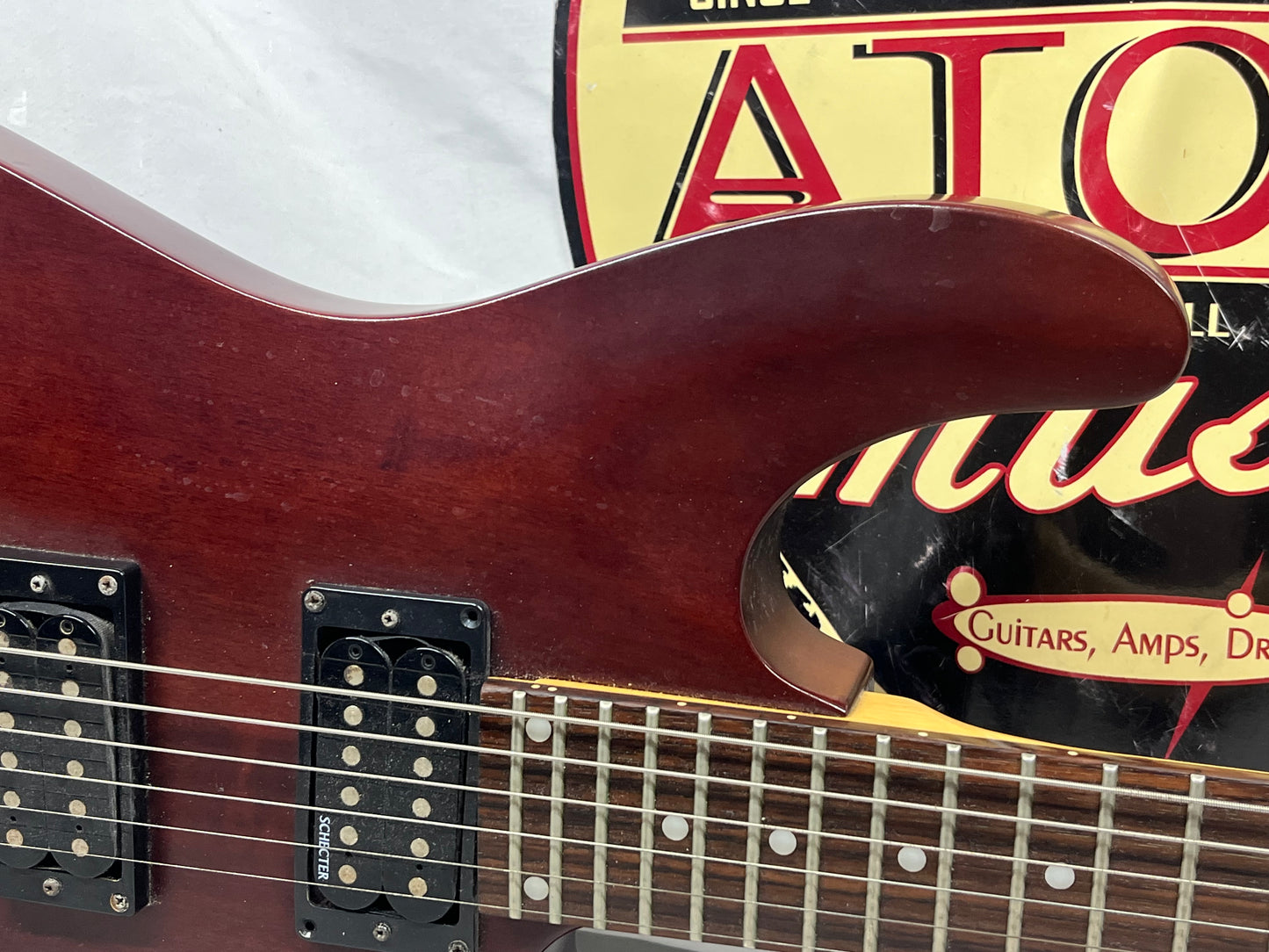 Schecter Diamond Series Omen-6 Doublecut Electric Guitar