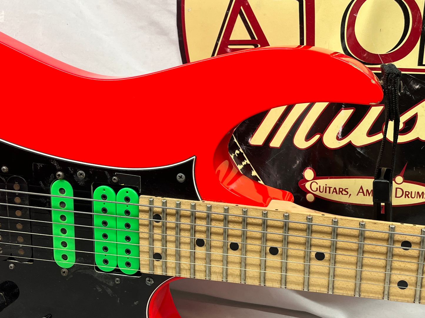 Ibanez RG550 Genesis Collection Doublecut Electric Guitar - Road Flare Red - **only the bridge pickup has output**