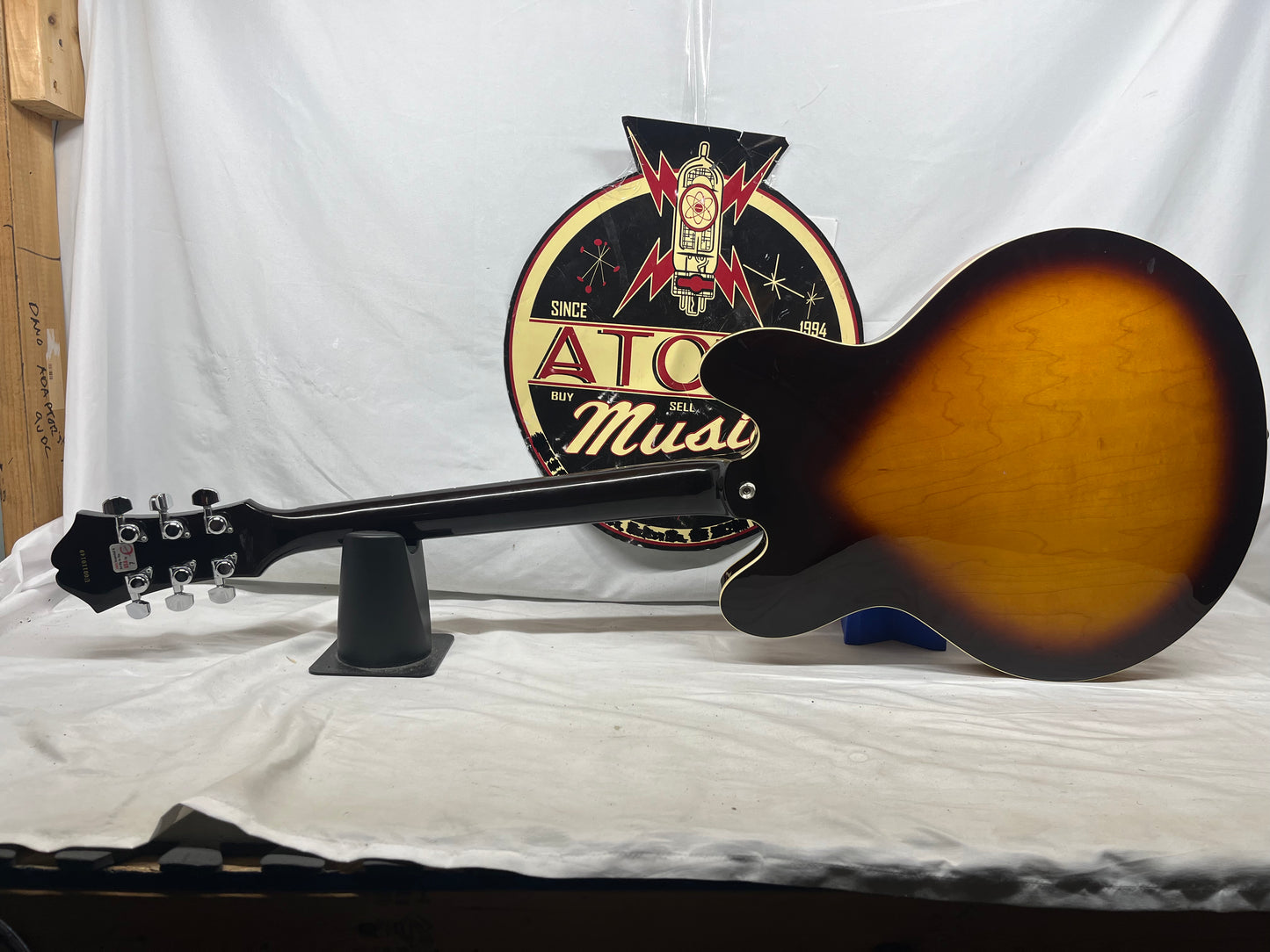 Epiphone Dot Semi-Hollow Body Electric Guitar