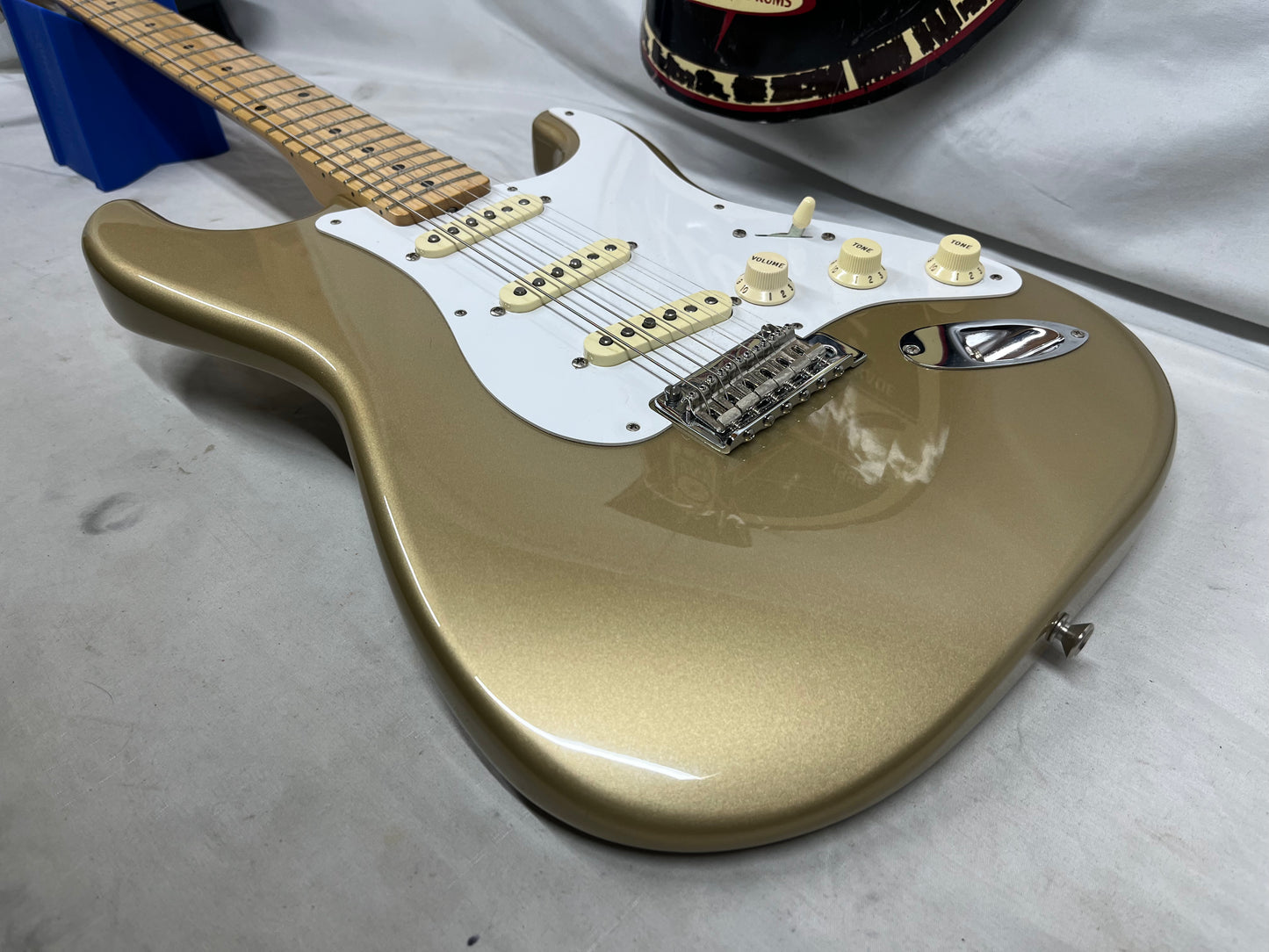 Fender Classic Player '50s Stratocaster Strat Electric Guitar MIM - Made in Mexico - Shoreline Gold