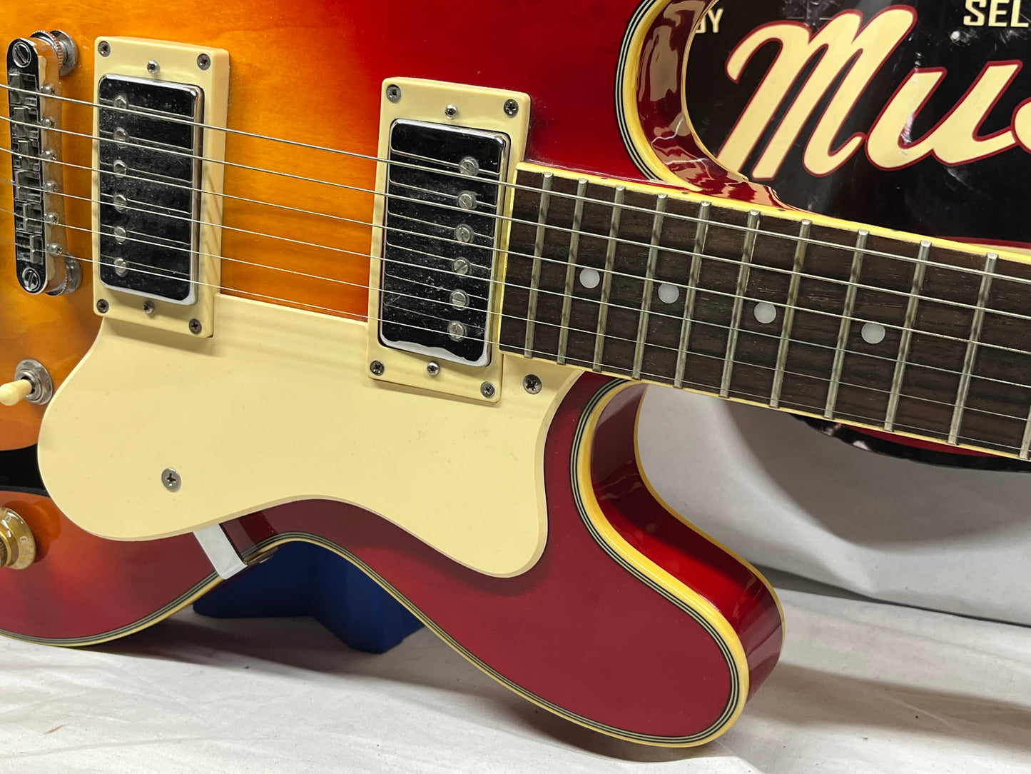 Jay Turser Doublecut Semi-Hollow Body Electric Guitar