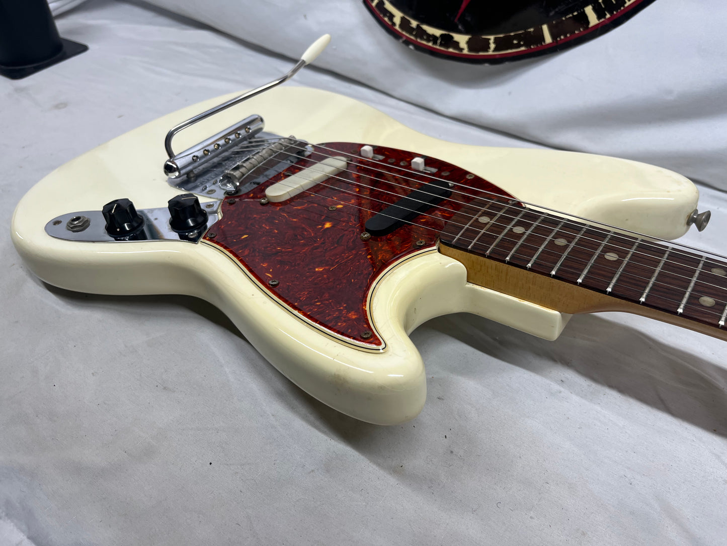 Fender Mustang 1967 Electric Guitar - Non-Original Neck Pickup