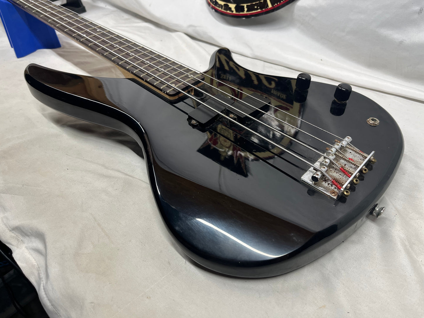 Yamaha RBX-260 4-String Doublecut Electric Bass