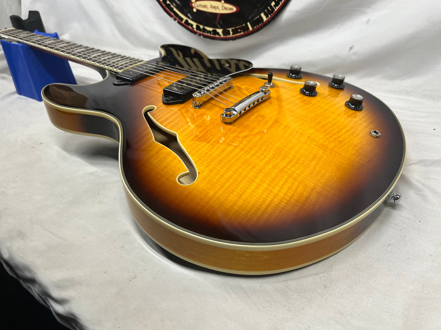 Sire H7 h 7 Semi-Hollow Body Electric Guitar