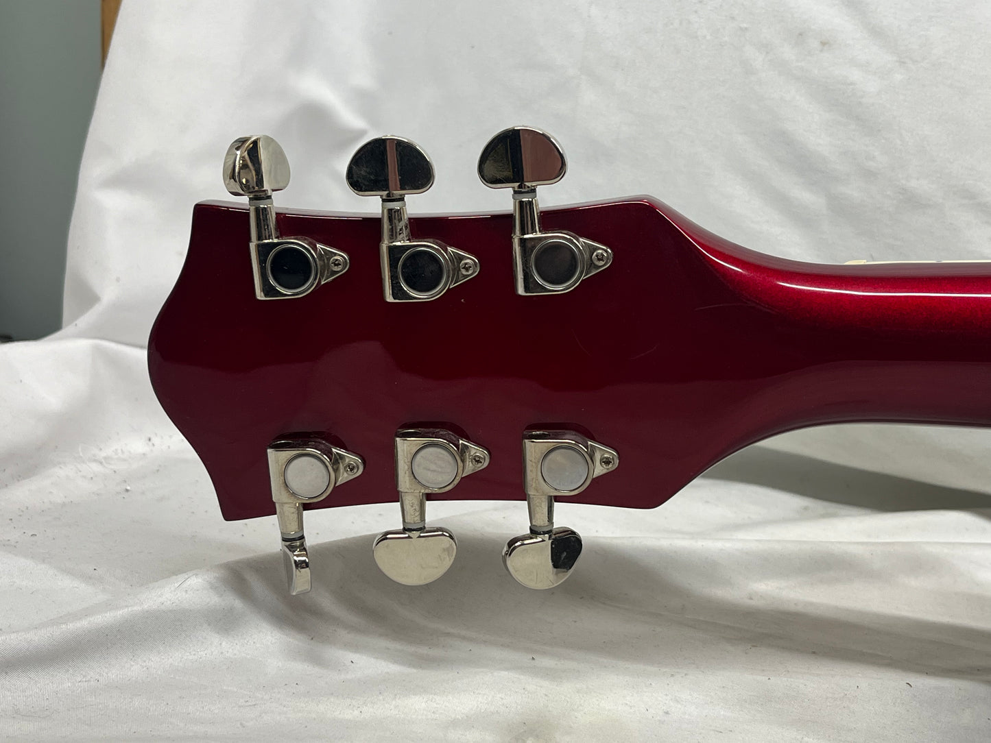 Gretsch G2655T Streamliner Semi-Hollow Body Electric Guitar - Candy Apple Red