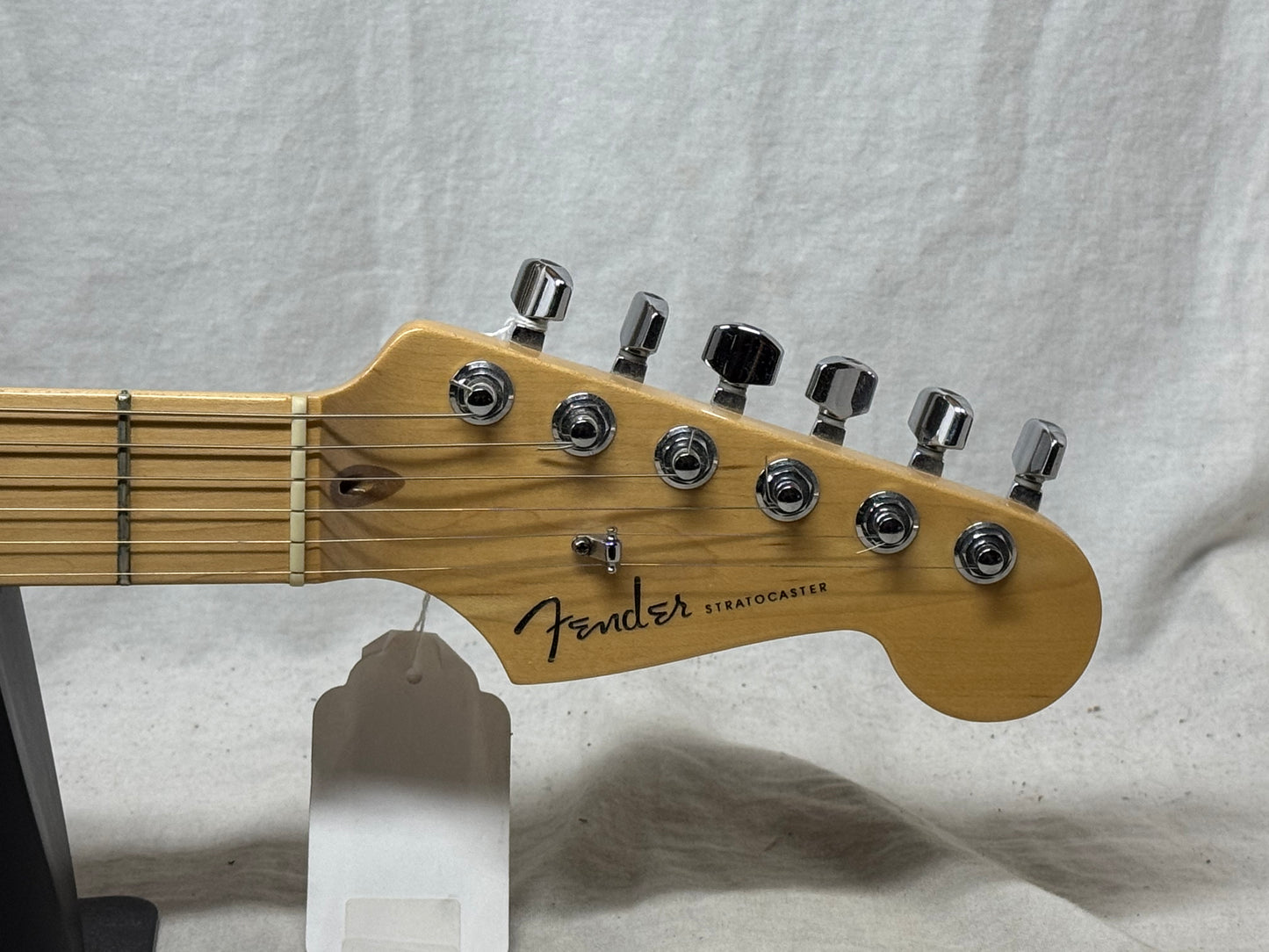 Fender American Deluxe Ash Stratocaster Guitar with Case 2005 - Tobacco Sunburst / Maple neck