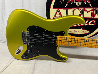 Fender American Ultra II 2 Stratocaster Guitar with COA + Case 2024 - Solar Flare / Maple neck