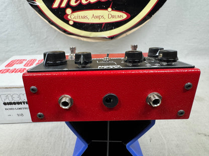 Fish Circuits Echo Limiteur Delay Pedal with Box