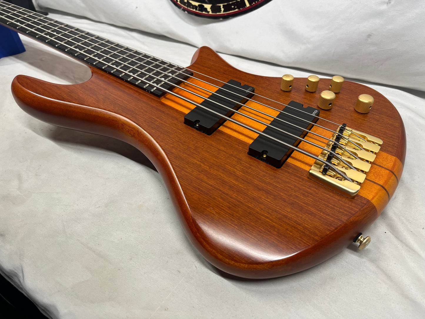 Schecter Diamon Series Studio 5 5-String Electric Bass