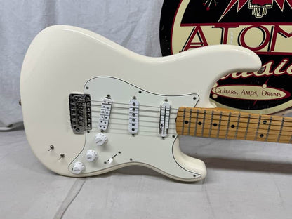 Fender EOB Sustainer Ed O'Brien ( Radiohead ) Signature Stratocaster Guitar with Case - Image 3