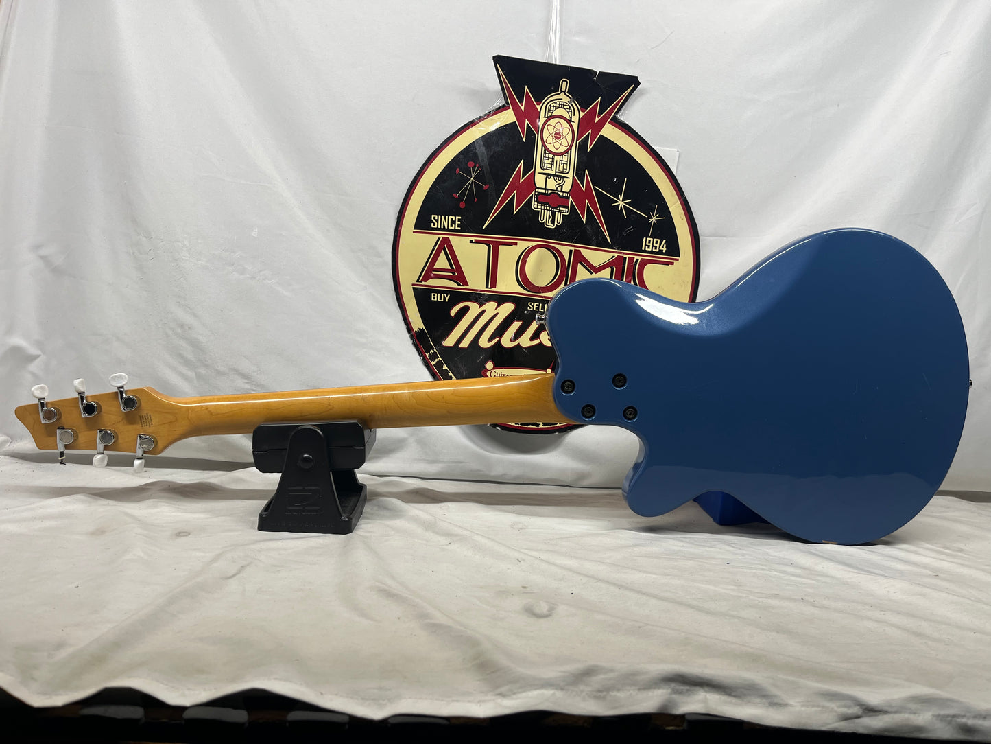 Godin Radiator Singlecut Electric Guitar
