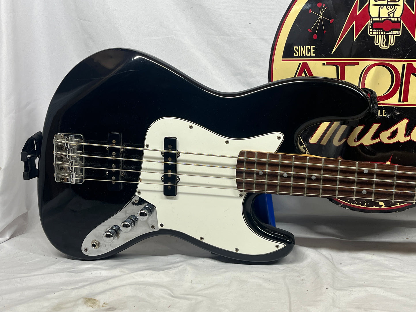 Squier 4-String Electric Jazz Bass