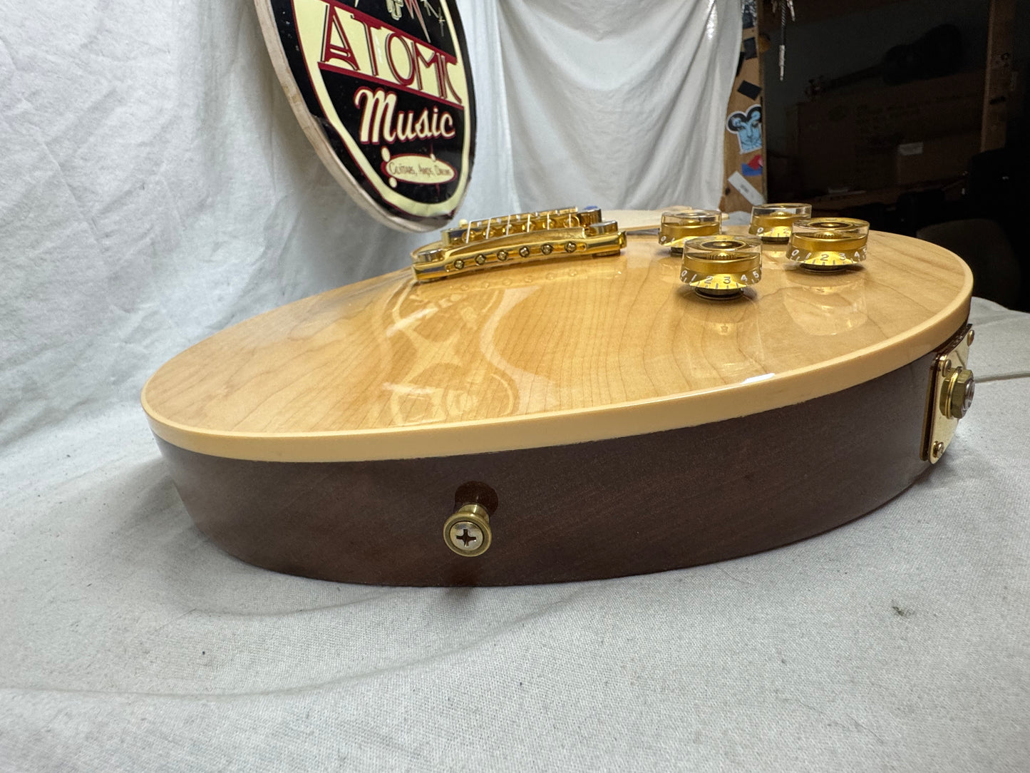 Gibson Les Paul Standard Guitar with Case 1993
