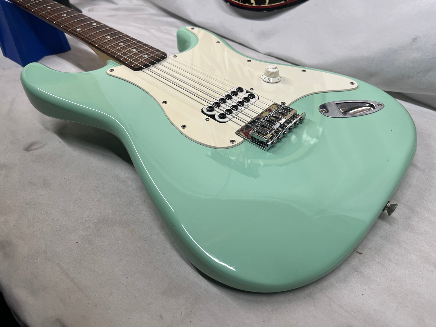 Squier Tom DeLonge Signature Stratocaster Strat Electric Guitar - Surfboard Green