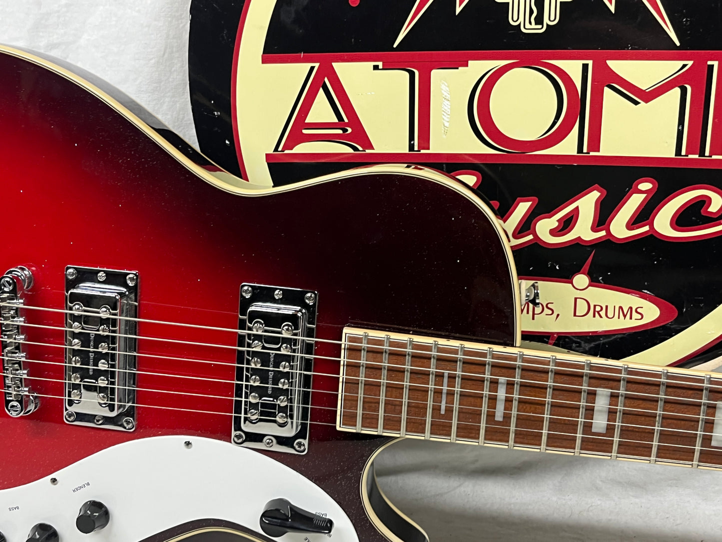 Silvertone Jupiter 1423 Redburst Reissue Singlecut Electric Guitar