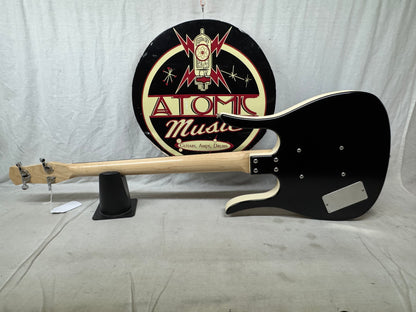 Jerry Jones Neptune Series Longhorn Bass4 4-string Bass with Case 1990s