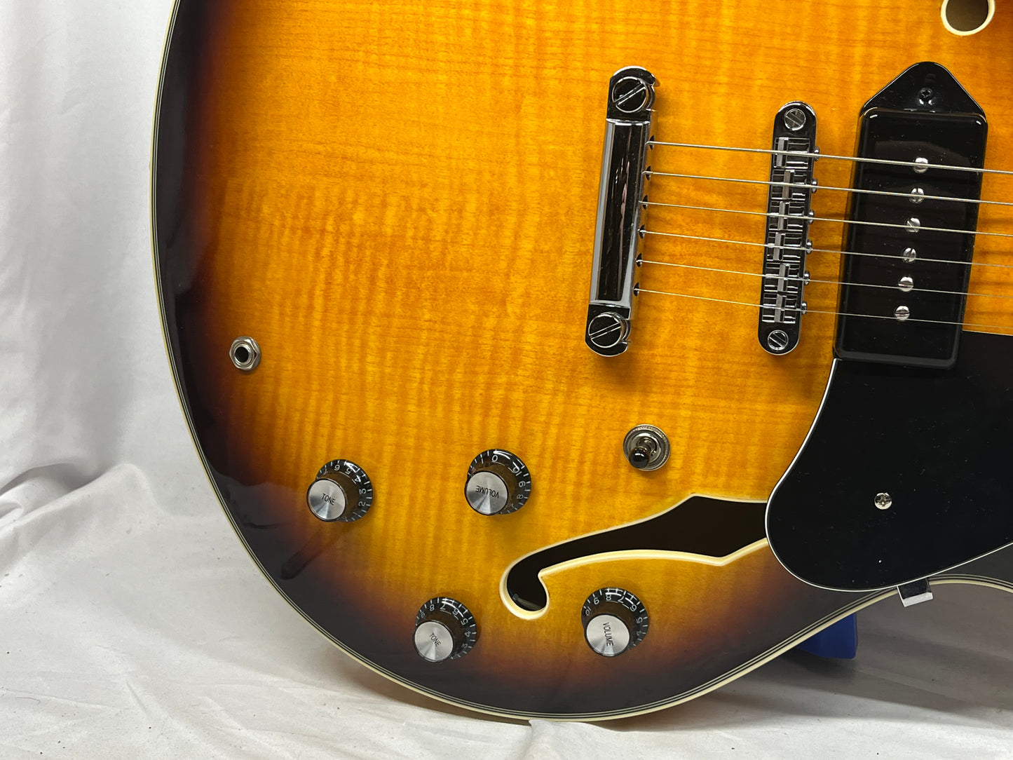 Sire H7 h 7 Semi-Hollow Body Electric Guitar