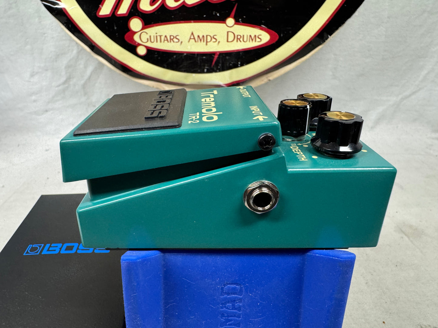 Boss TR-2 tr2 Tremolo Pedal with Box 2026