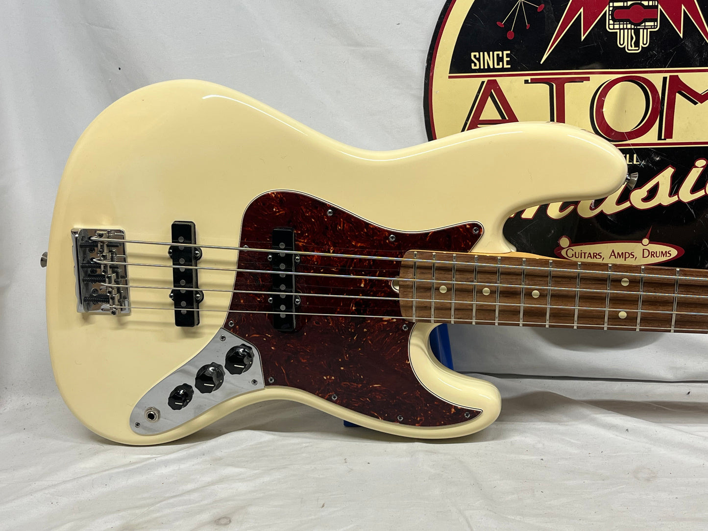 Fender American Standard 4-String Electric Jazz Bass 2011 - Olympic White