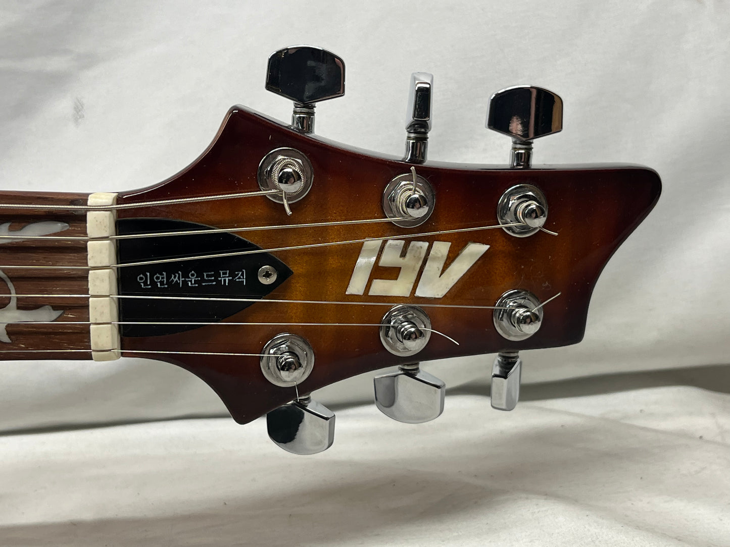 IYV IP-300 Doublecut Electric Guitar with Tree of Life fret Inlay- Tobacco Sunburst