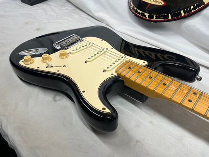 Fender USA Stratocaster Strat Electric Guitar with Case 1987