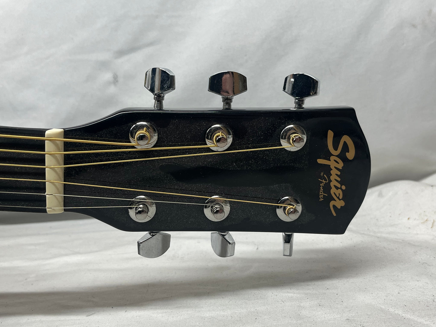 Squier SA-150 Dreadnought Acoustic Guitar - Sunburst
