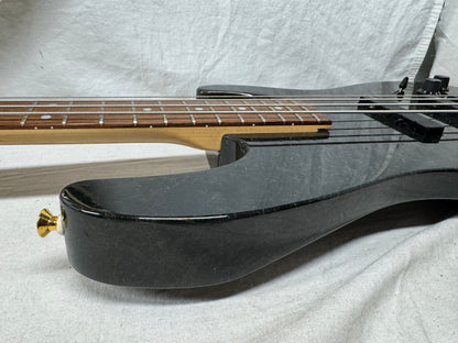 Fender HM Bass IV heavy metal 4-string Bass with Case - MIJ Made In Japan 1989 - 1990 - Green / Gold