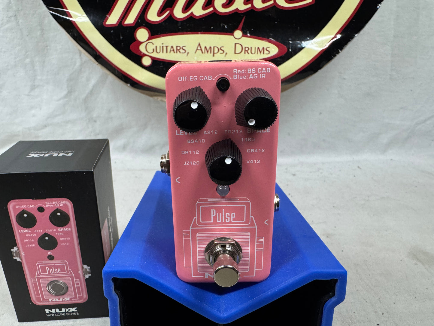 NuX Mini Core Series NSS-4 Pulse IR Cabinet Speaker Cabinet Impulse Response Loader Pedal with Box