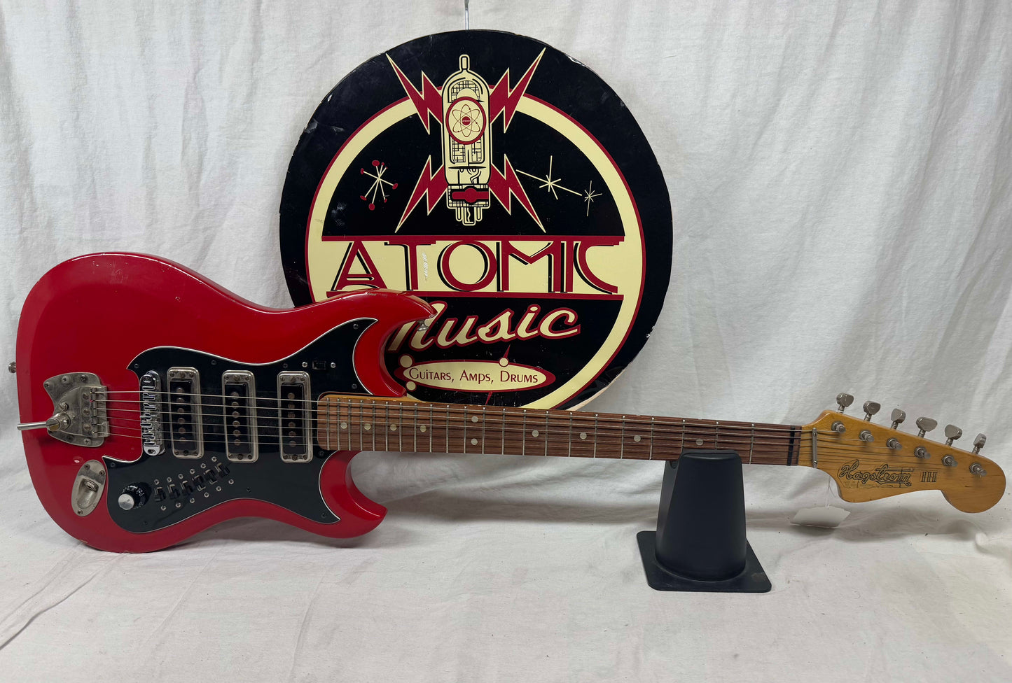 Hagstrom III 3 Guitar Vintage - Red