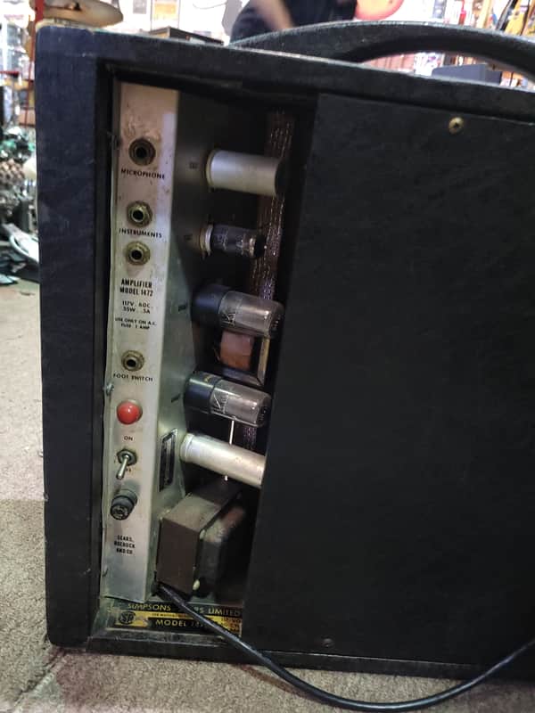 Silvertone Model 1472 10-Watt 1x12 Guitar Combo - Image 4