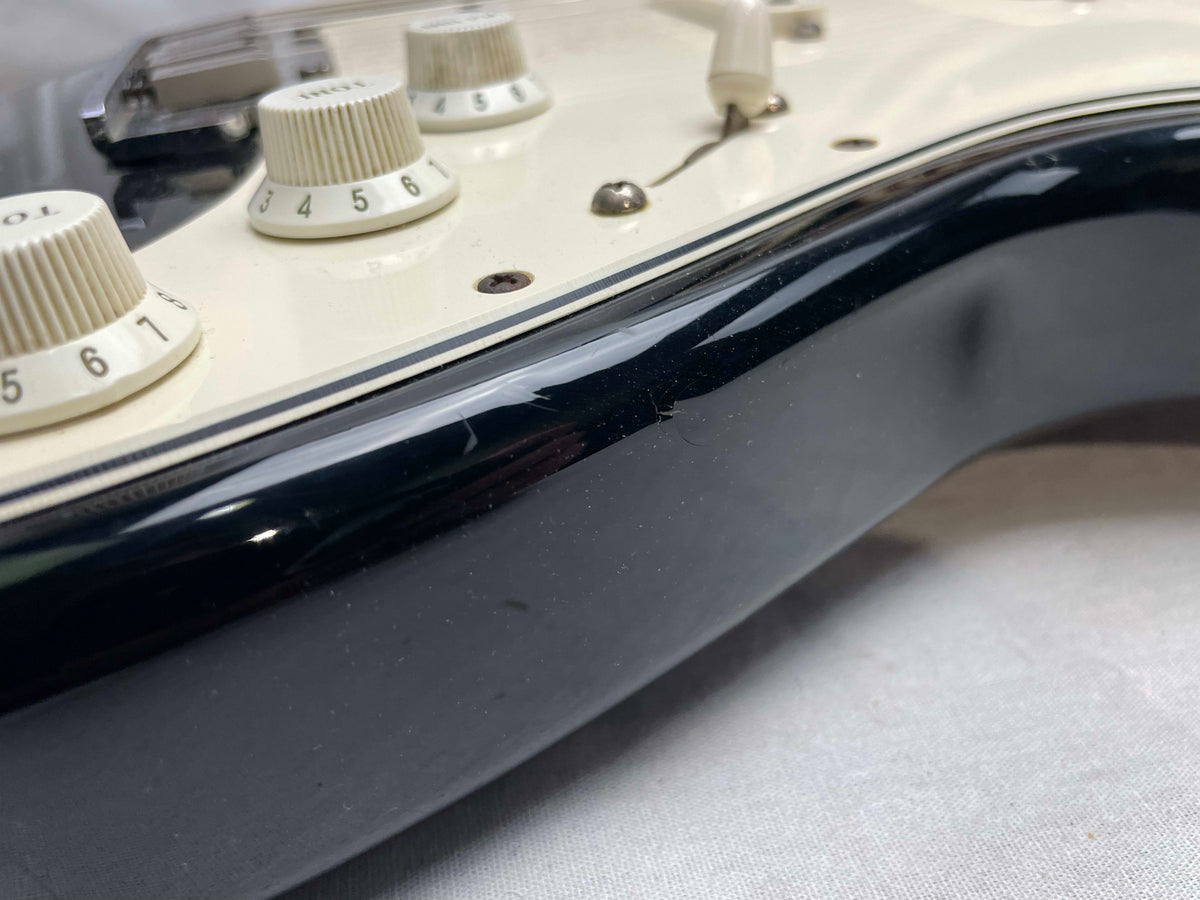 Fender American Standard Stratocaster Guitar 1993 - Black / Maple neck