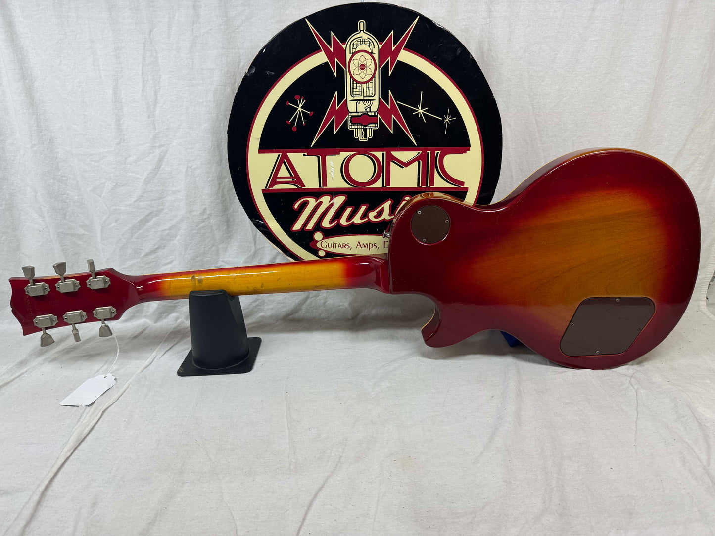 Gibson Les Paul Standard Guitar with Case 1979 - Cherryburst