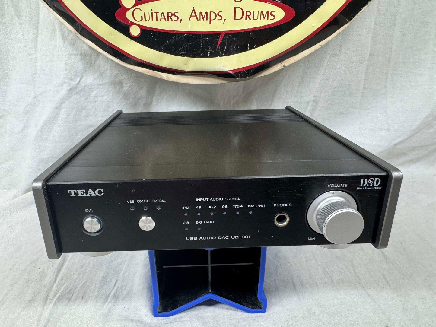 TEAC UD-301 ud301 Dual-Monaural D/A Converter with USB Streaming DAC Digital to Analog Converter Headphone Amp