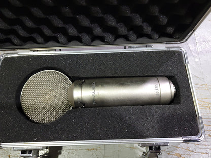M-Audio Solaris Large-Diaphragm Multi-Pattern Condenser Mic