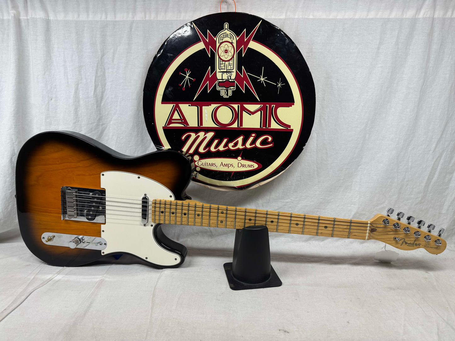 Fender American Telecaster Guitar 2001 - 2-Color Sunburst / Maple neck