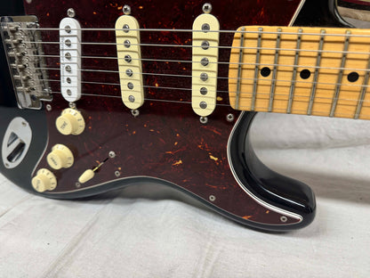 Fender American Professional Stratocaster HSS (modified to SSS) Shawbucker Guitar with Case 2016 - Black / Maple neck
