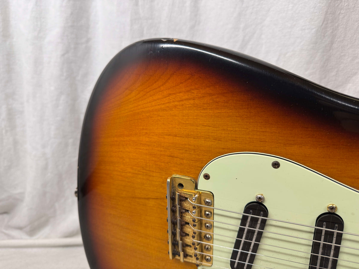 Fender USA SRV Stevie Ray Vaughan Signature Stratocaster Guitar with DiMarzio Hot Rails pickups + Case 1994 - 3-Color Sunburst / Pau Ferro fingerboard