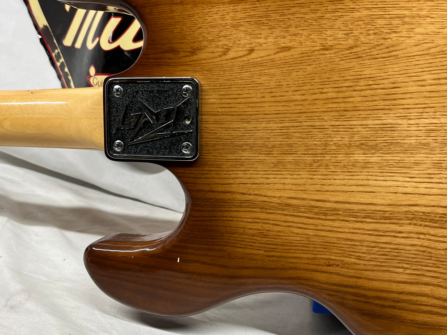 Peavey T-60 Natural Doublecut Electric Guitar