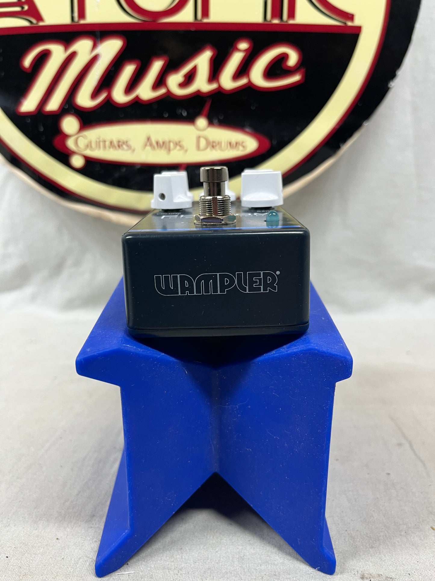 Wampler Phenom Distortion Pedal with Box