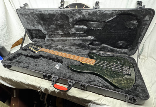 Fender HM Bass IV heavy metal 4-string Bass with Case - MIJ Made In Japan 1989 - 1990 - Green / Gold