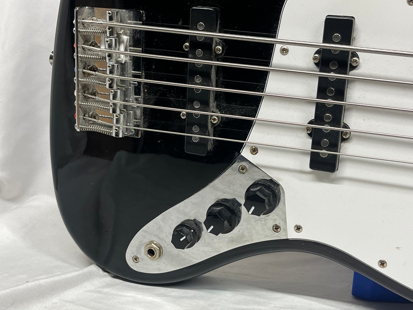 Squier Affinity Series Jazz Bass V 5-String Electric Bass - Black