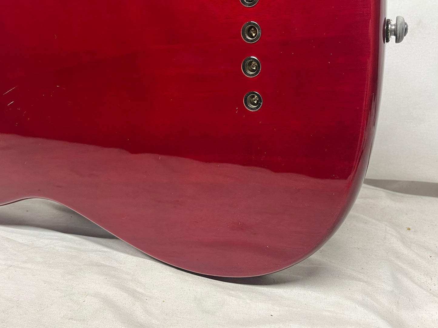 Hagstrom HB-4 Doublecut 4-String Electric Bass with Gig Bag - Split in Fretboard *See Photos*