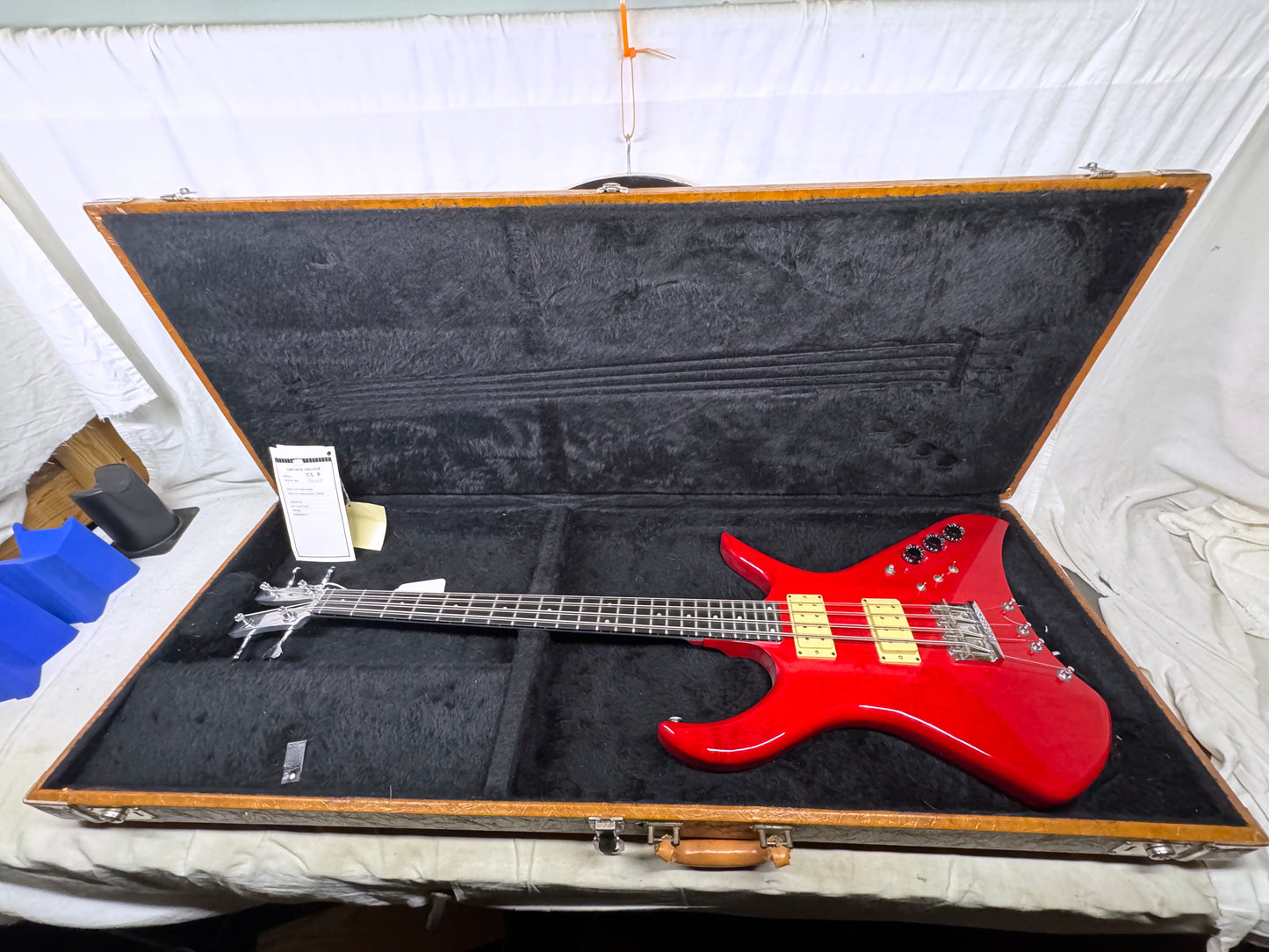 Kramer USA XL-8 xl8 8-string Bass with Case