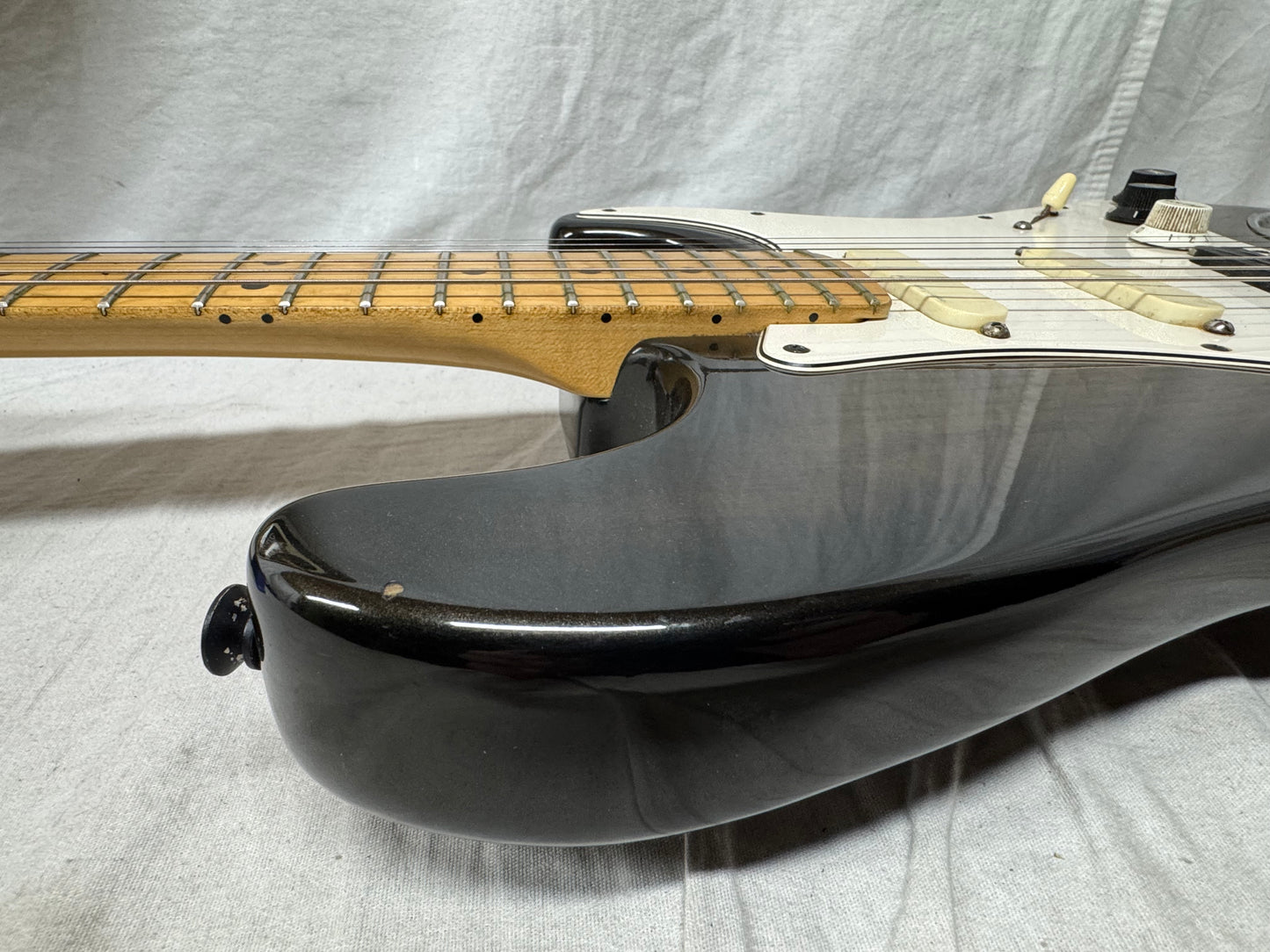 Fender USA Parts Stratocaster Guitar with Case 1999