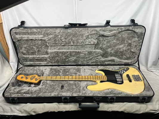 Fender American 4-String Electric Jazz Bass