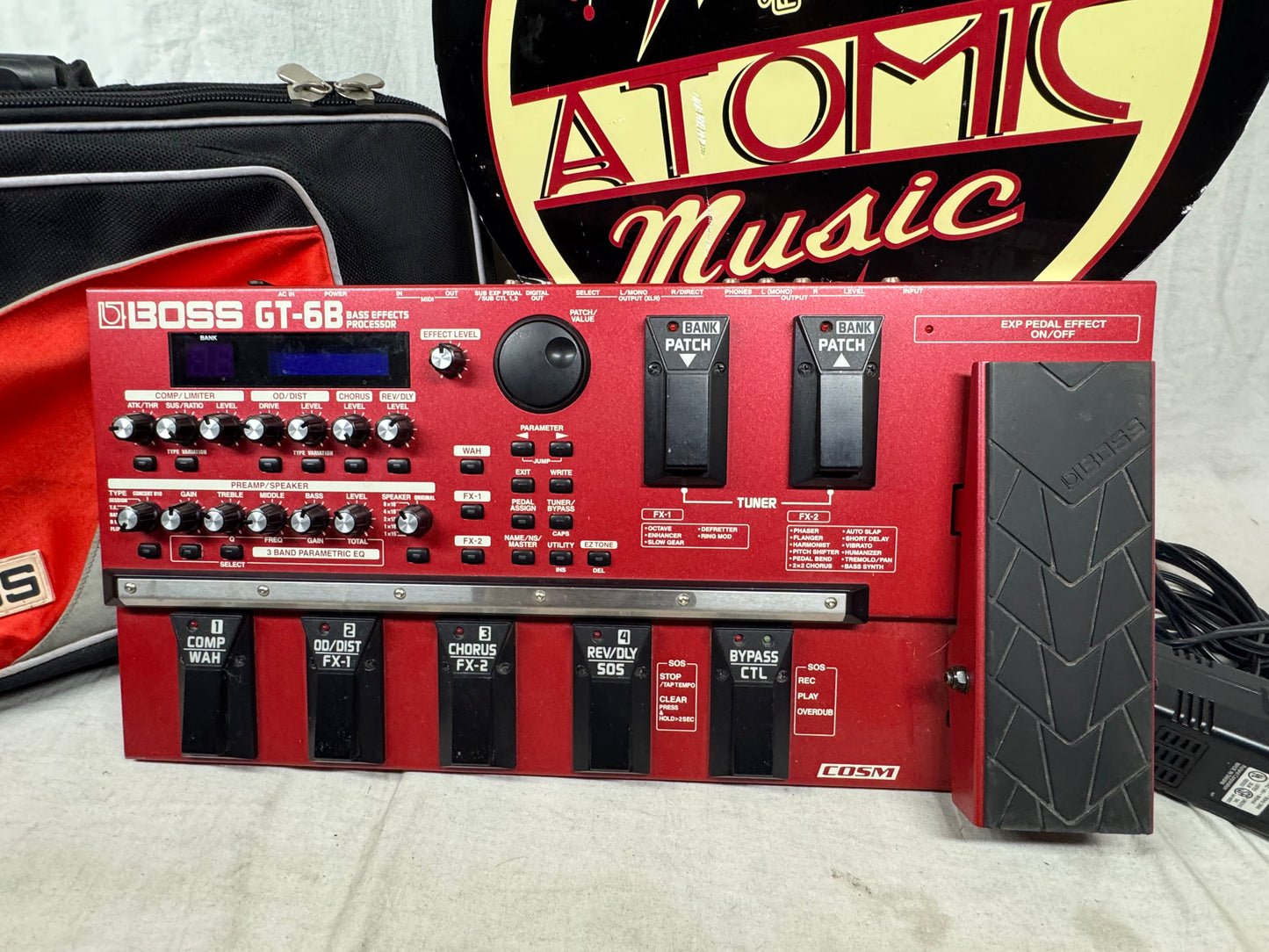 Boss GT-6B gt6b Bass Multi-Effects Processor Preamp Pedal with Power Supply + Soft Case