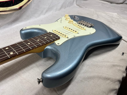 Fender Vintera '60s Stratocaster Strat Electric Guitar MIM - Made in Mexico
